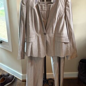 Boss Light Gray Women’s Suit - linen blend